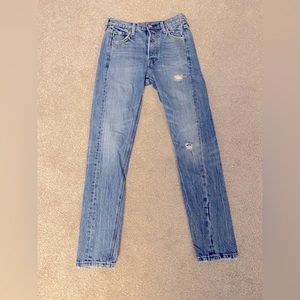 Levi’s 501 S Altered Skinny high rise seam on back of leg size light wash 25/30